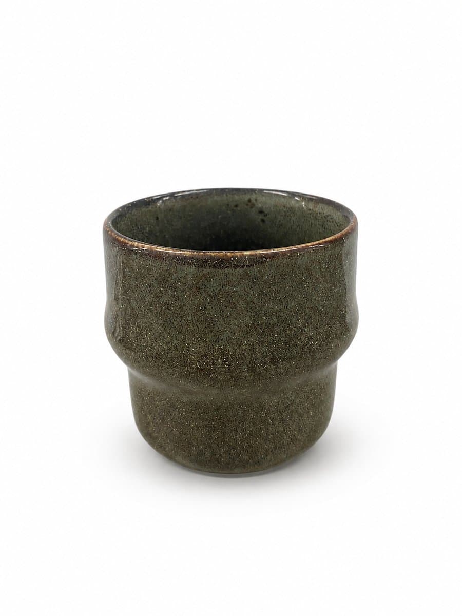 POT EN CERAMIQUE