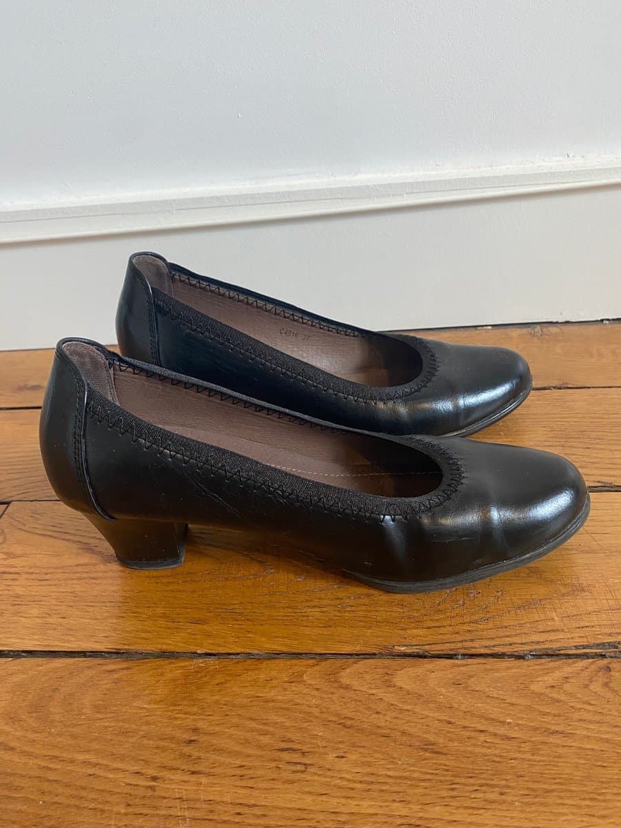 Escarpins Cuir Noir Taille 37